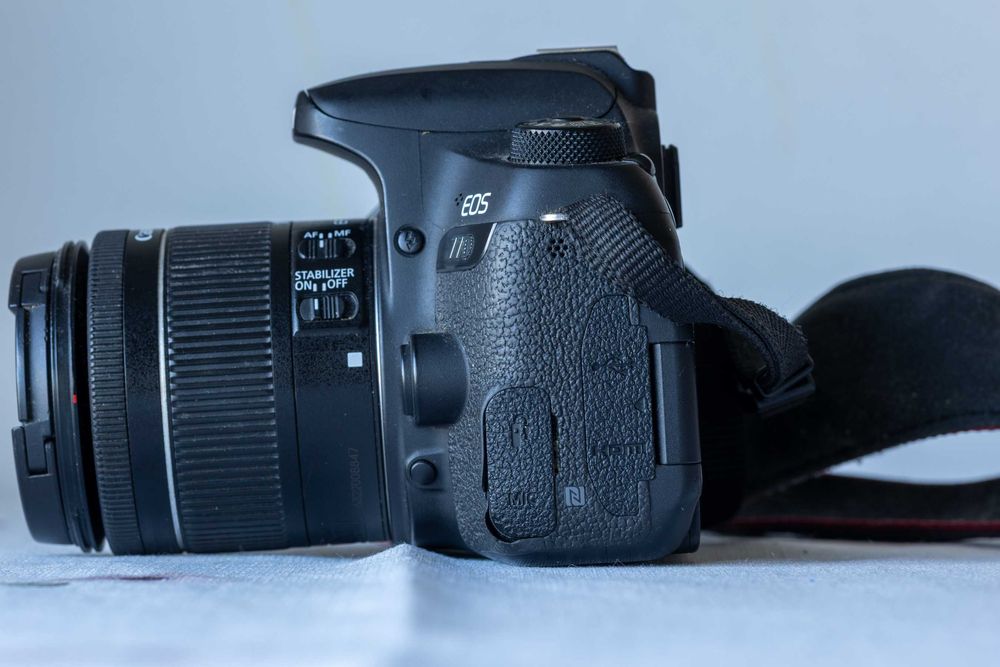 Canon 77D + 18-55mm