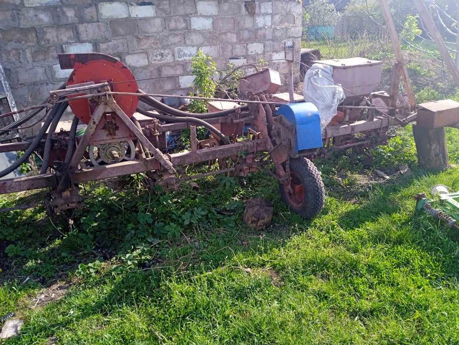 Продам сіялку СУПН 8