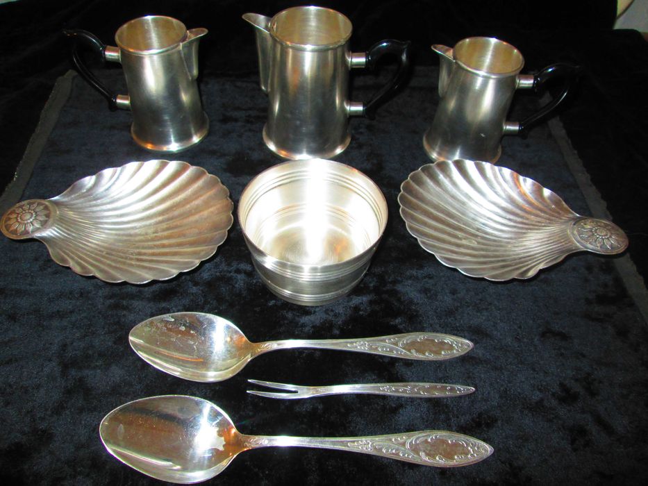 Набор посуды завод "Кольчугино" МНЦ   СССР.