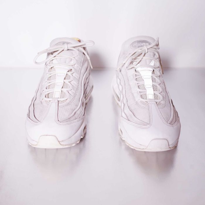 Кросівки Nike Air Max 95 CT1268 100 45розмір оригінал стан дуже гарний