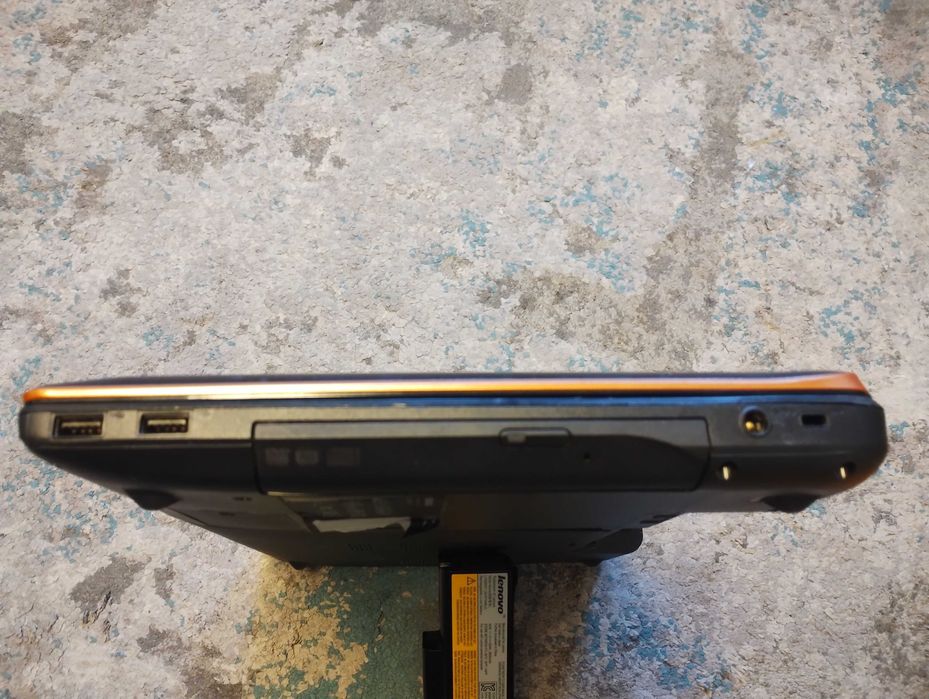 Lenovo IdeaPad Y570