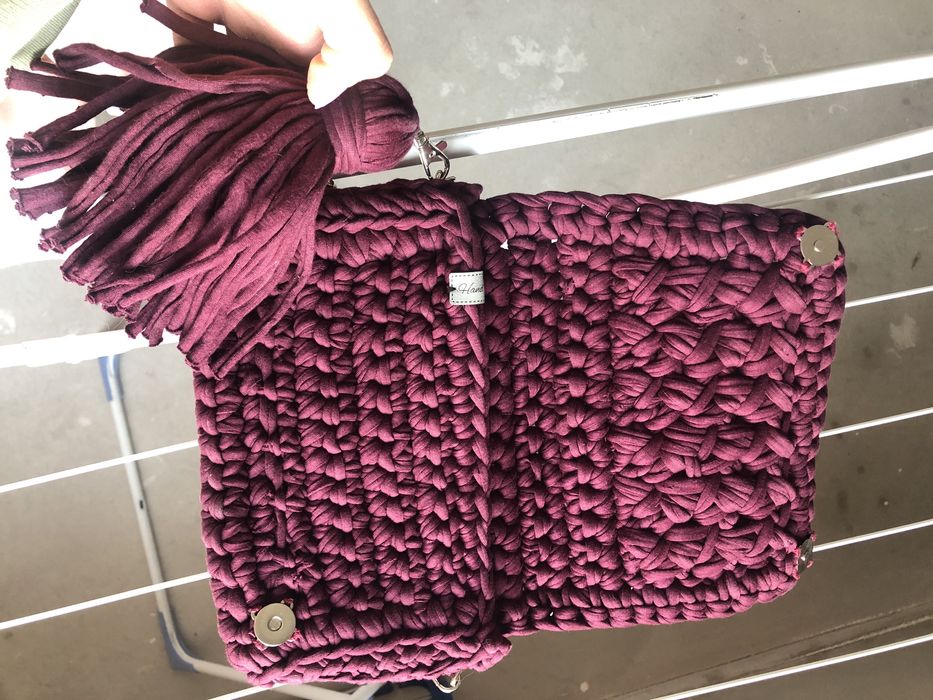 Ręcznie robiona torebka przez ramie