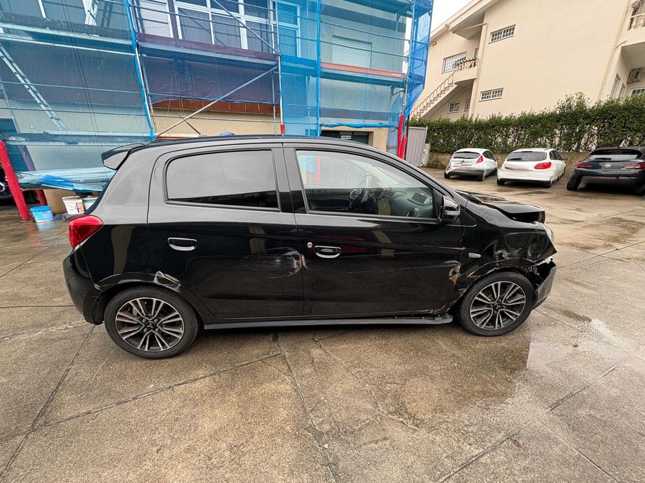 Mitsubishi Mirage Space Star 1.2 Gasolina