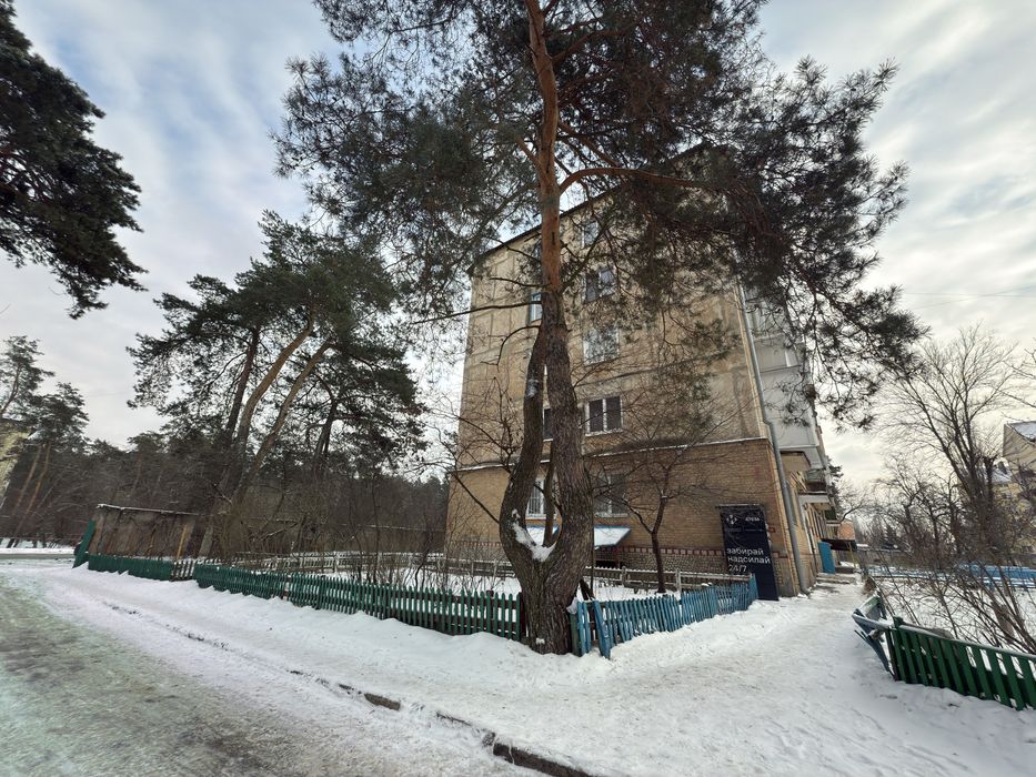 БЕЗ% Найдешевша 3-к квартира вул. Світла, 6 Дарницький М Бориспільська