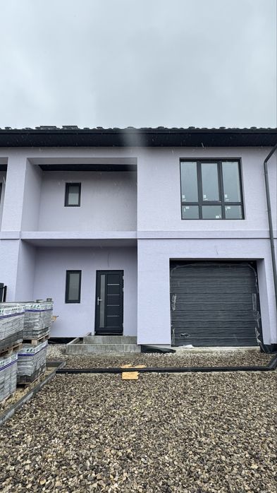 Продаж 2-х поверхового котеджу в м. Коломия