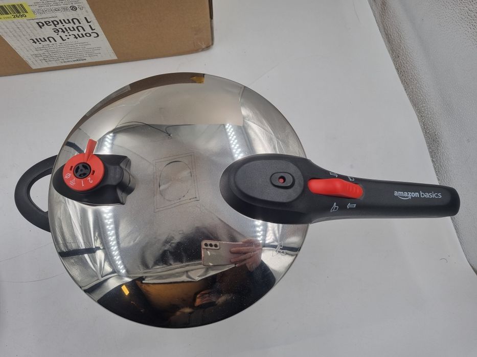 Szybkowar Amazon Basics że stali nierdzewnej 6 litrów