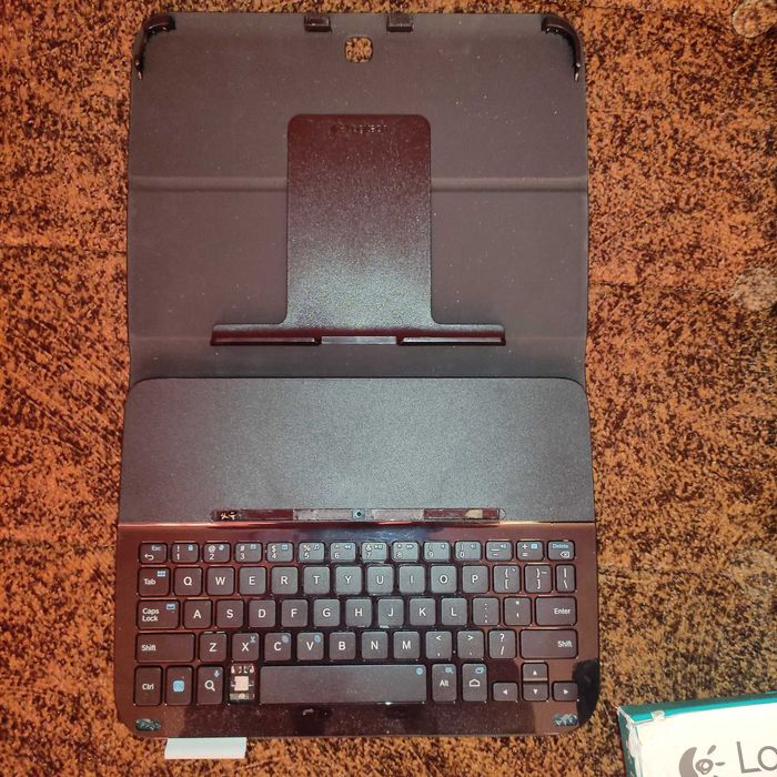 Logitech Клавіатура bluetooth до планшету Galaxy TAB 4 10,1"