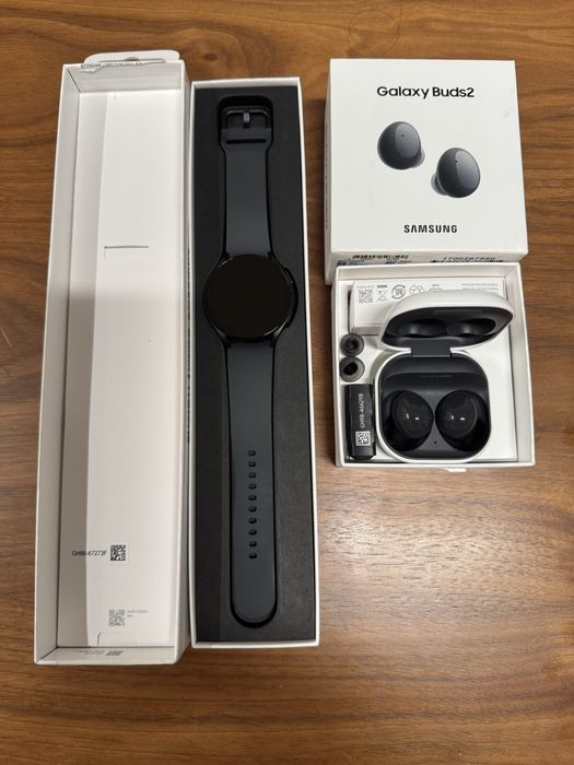 Pack Galaxy Buds2 + Smartwatch 5
