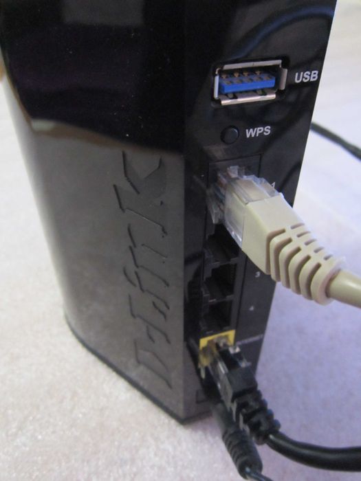D-Link DIR-868L 802.11a/b/g/n/ac  1750Mb/s Gigabit