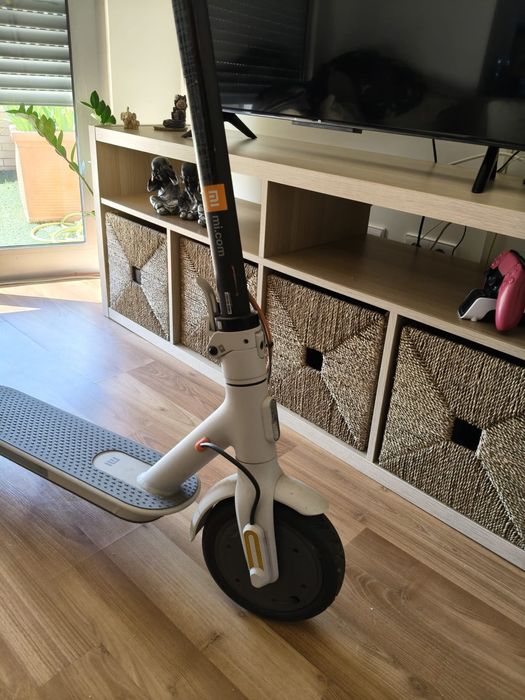Trotinete Xiaomi Mi Electric Scooter 3  NOVA!