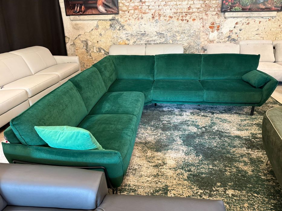 Designerski narożnik premium – nowoczesna elegancja w szmaragdowym wydaniu