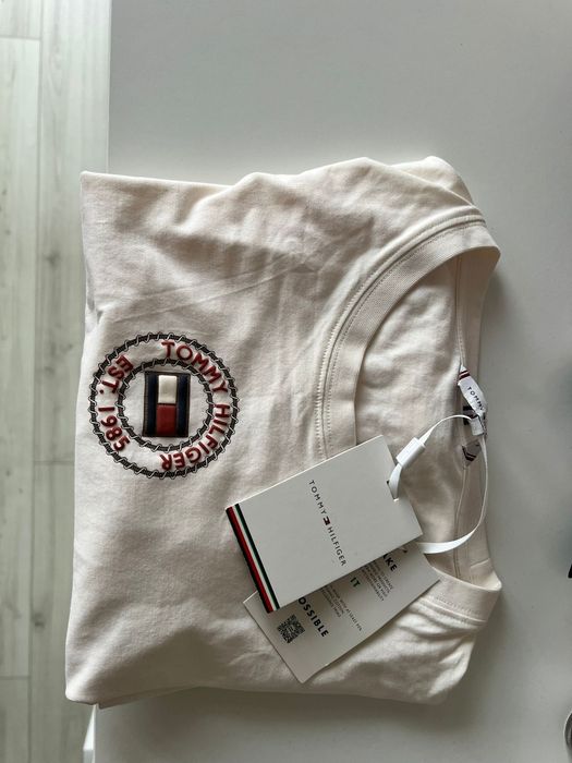 T-shirt nowy z metką Tommy Hilfiger