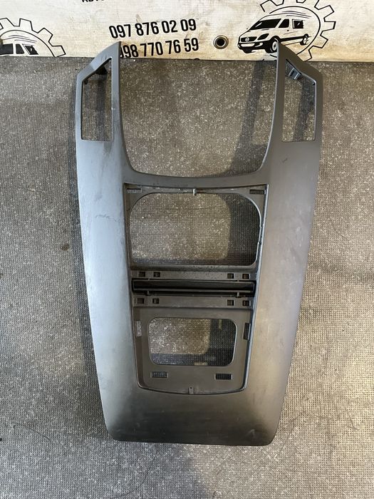 Рамка, накладка консолі opel zafira b 2005-2008