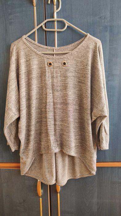 Szara bluzka, rozmiar L