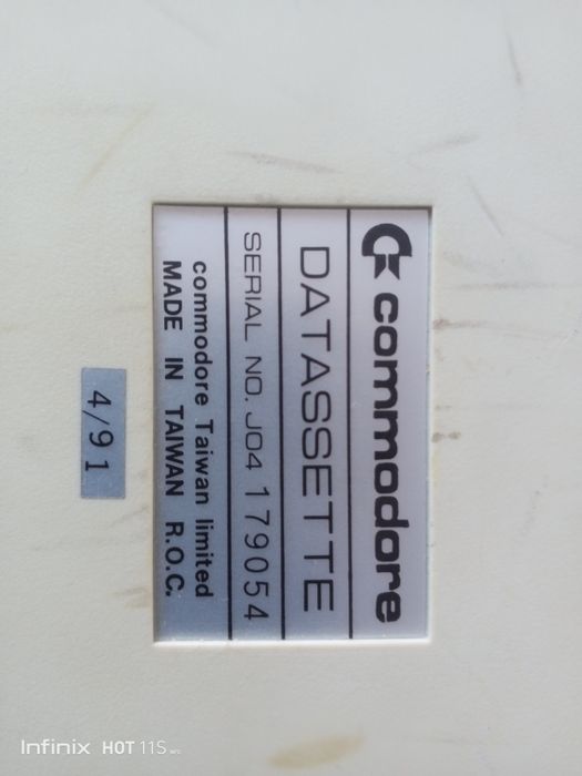 Commodore C64 komputer PRL