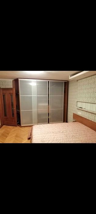 Здам 2-х кімнатну квартиру в  Чабанах поруч метро Теремки