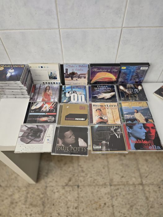 Lotes  de cds e dvds