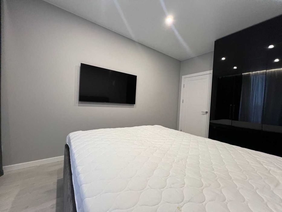 1-кімнатна квартира подобово ЛЮКС | ЖК Комфорт Таун | до 4 осіб