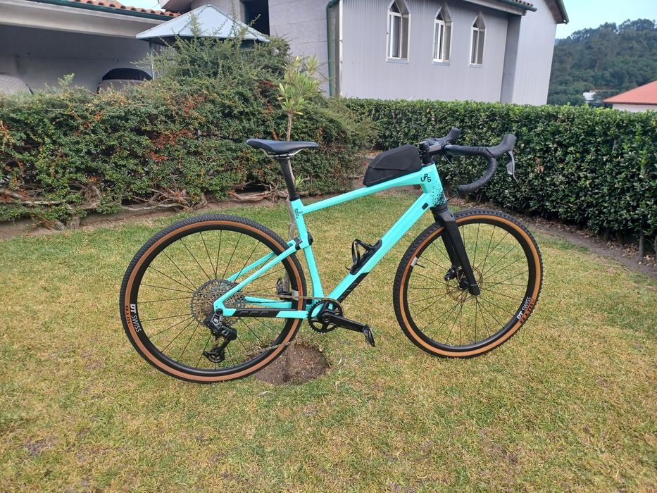 Bicicleta gravel BMC URS 01 LT TWO