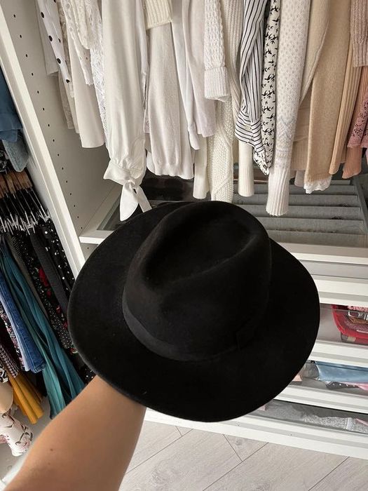 Czarny wełniany kapelusz h&m wełna