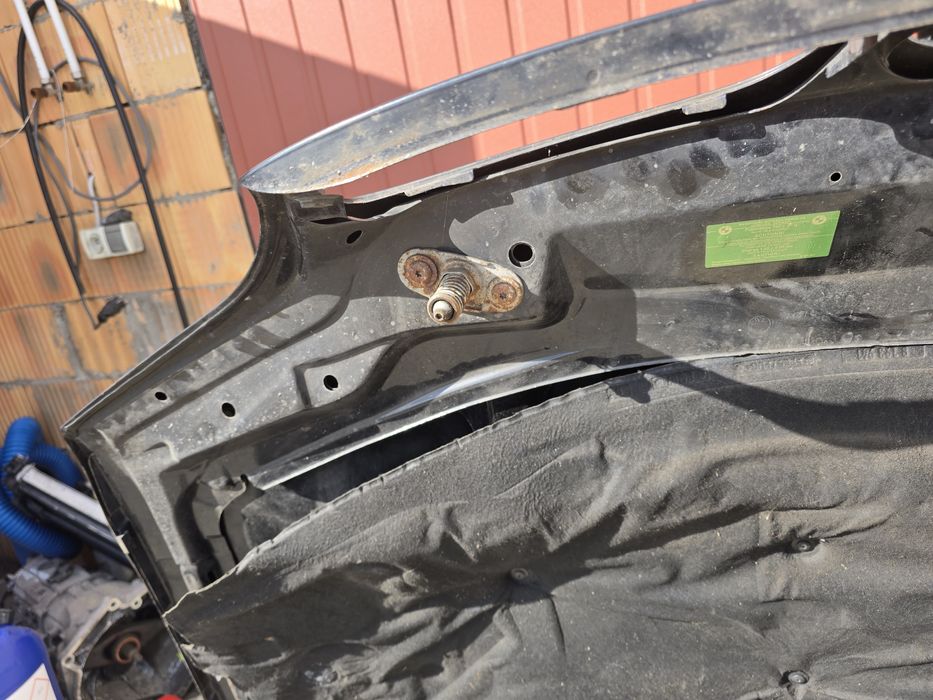 Bmw e46 kombi sedan maska lift