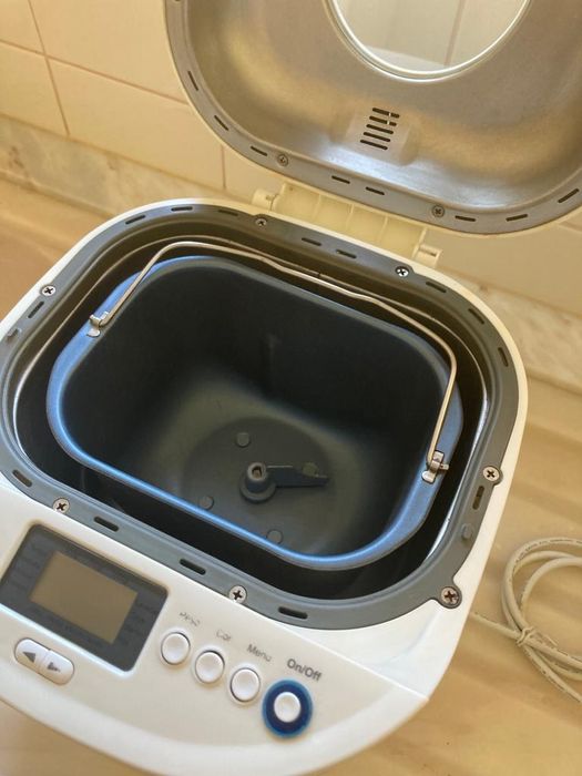 Máquina de fazer pão / escalfeta