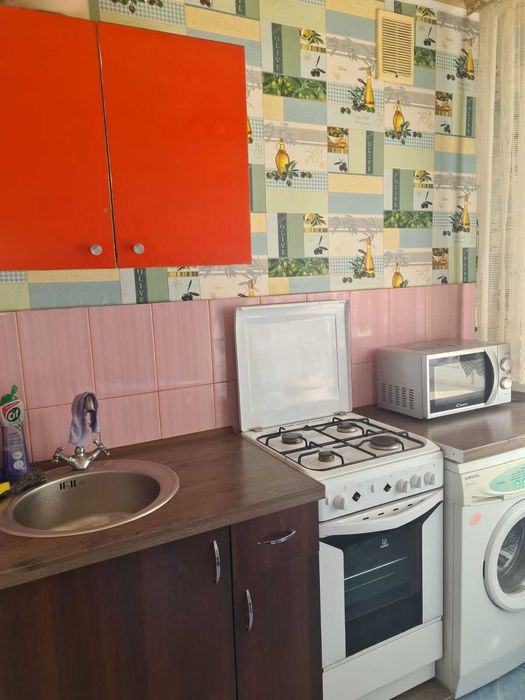 Здам 1-но кімн кв  біля Голівуду