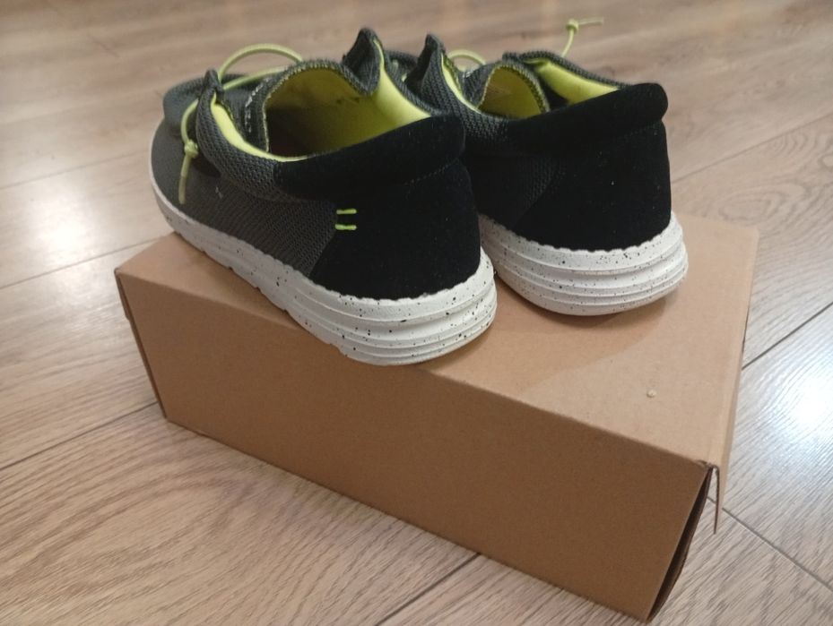 Nowe buty mokasyny