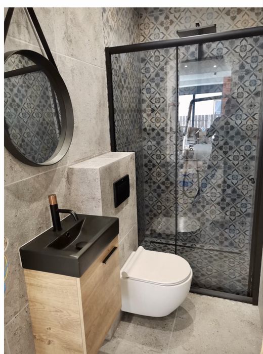 Nowa umywalka z szafką