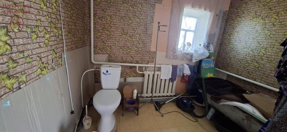 Кам'яні Потоки,  будинок.