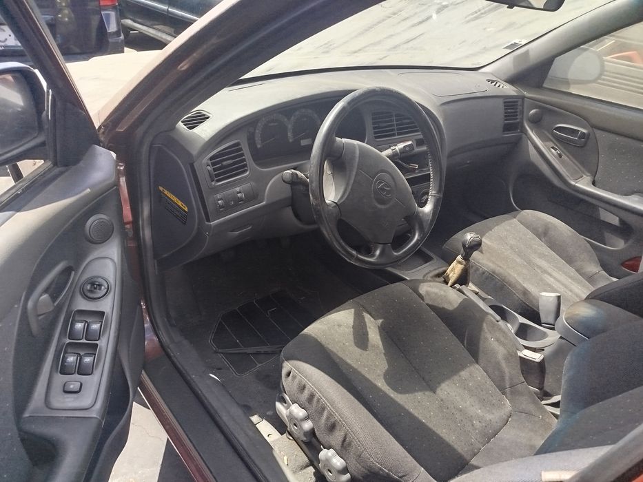 Hyundai lantra 1.6