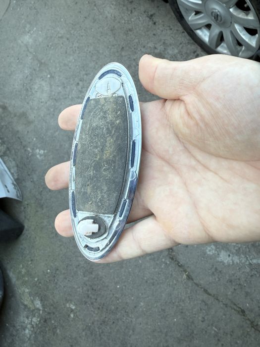 Значок ford escape 2020