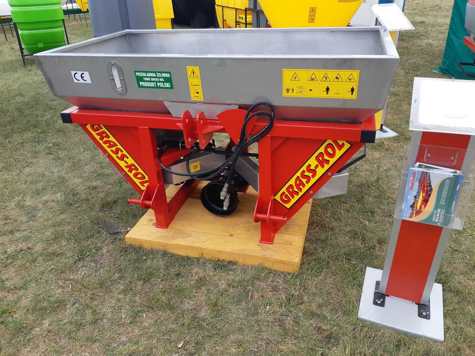 Rozsiewacz STRUMYK GRASS-ROL dwu tarczowy hydraulika transport gratis