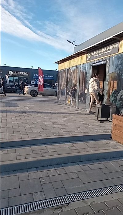 Оренда приміщення  біля  АТБ!