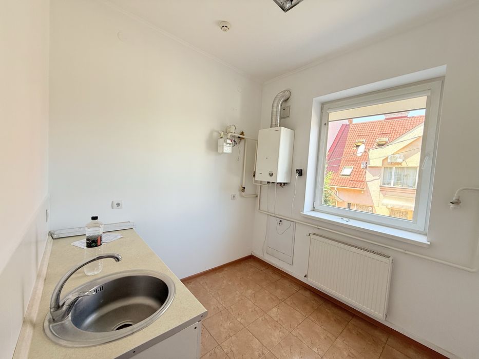 Приміщення на площі Петефі