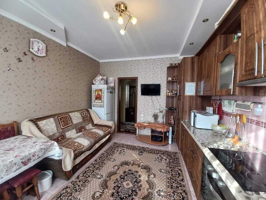 Продаж трьох кімнатної квартири по вул Асмолова площею 120 кв.м