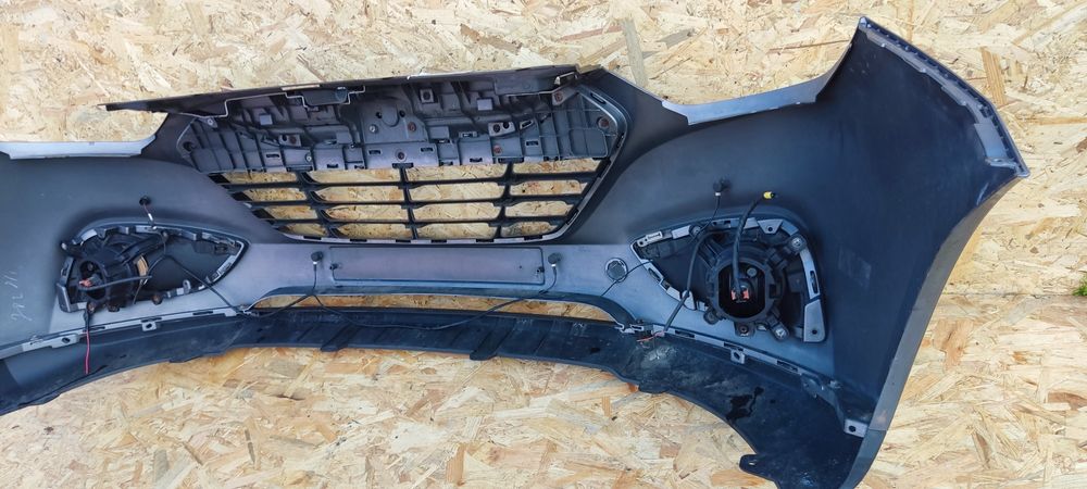 I81 Zderzak przód przedni hyundai ix35