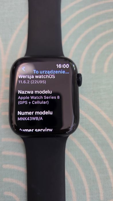 Apple Watch 8 45mm GPS + Cellular