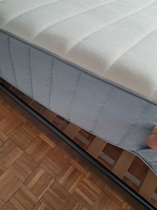Łóżko z materacem ikea wymiar 140/200