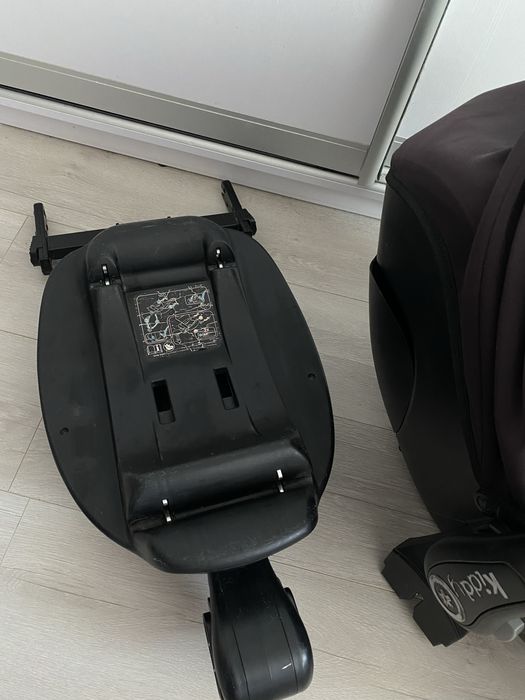 Автокрісло дитяче 0+