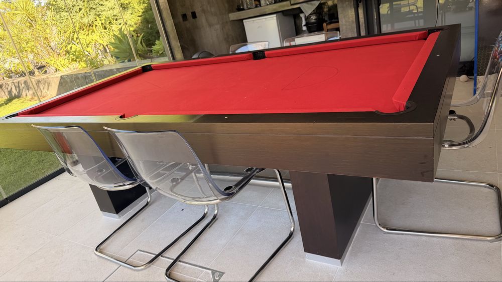 Mesa de jogo com tampo