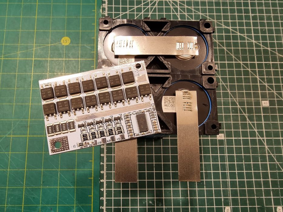 Акумулятор lifepo4 EVE 33140 , 15,2Ah з навареною нікелевою стрічкою