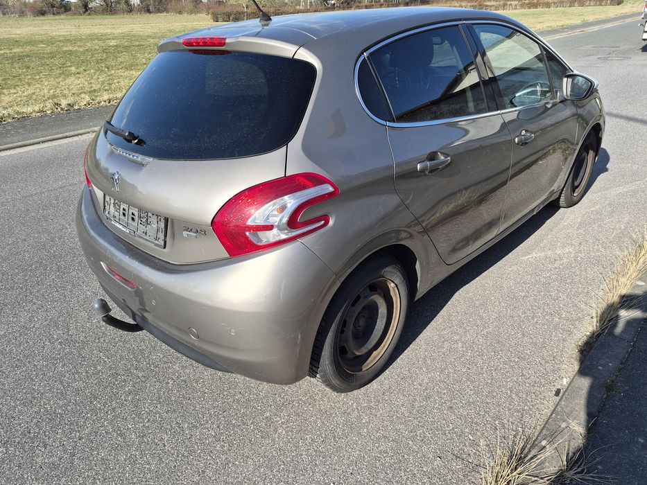 Peugot 208 1,6 hdi