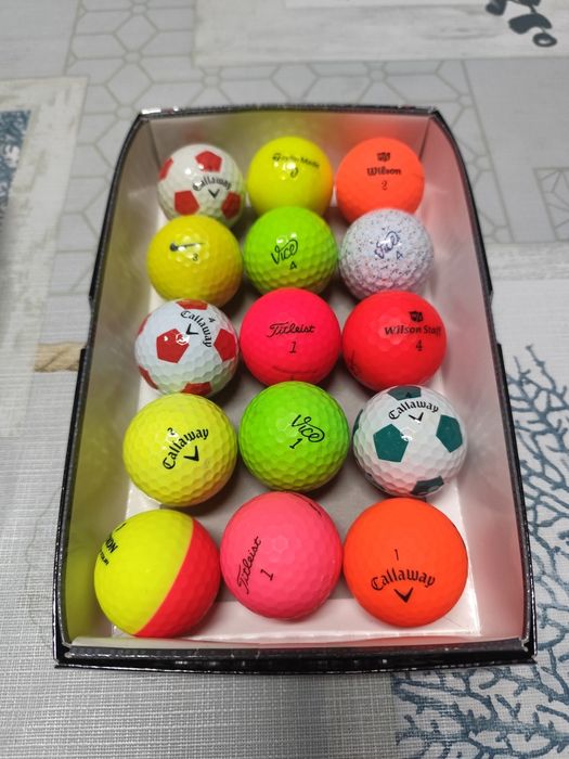 45 Bolas de Golfe - Lote Várias Cores