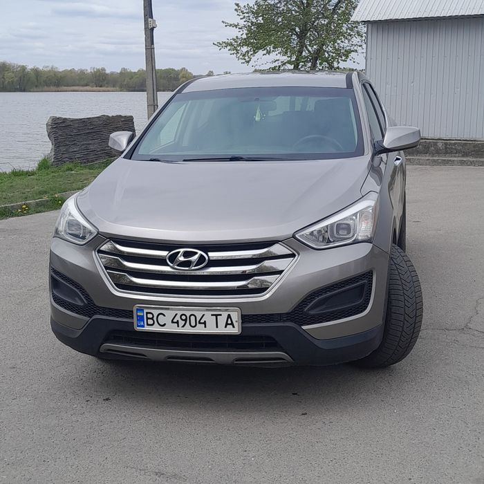Продам ХУНДАЙ  САНТАФЕ 2.4 АВТОМАТ