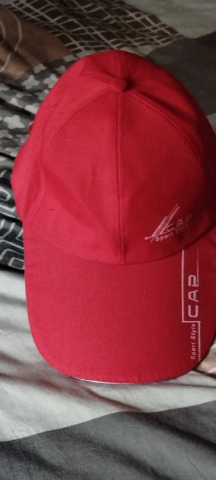 Nowe czapki z daszkiem fashion Sport