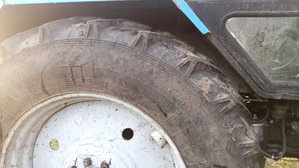 трактор колісний МТЗ 1221