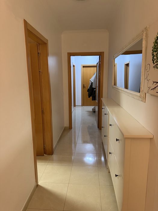 Apartamento T2 - urbanizacao casal da mira - Amadora