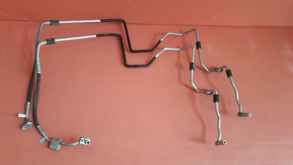 Трубка кондицІонера 8R0260710L 2.0 tfsi Audi Q5 Ауди ку5 кю5