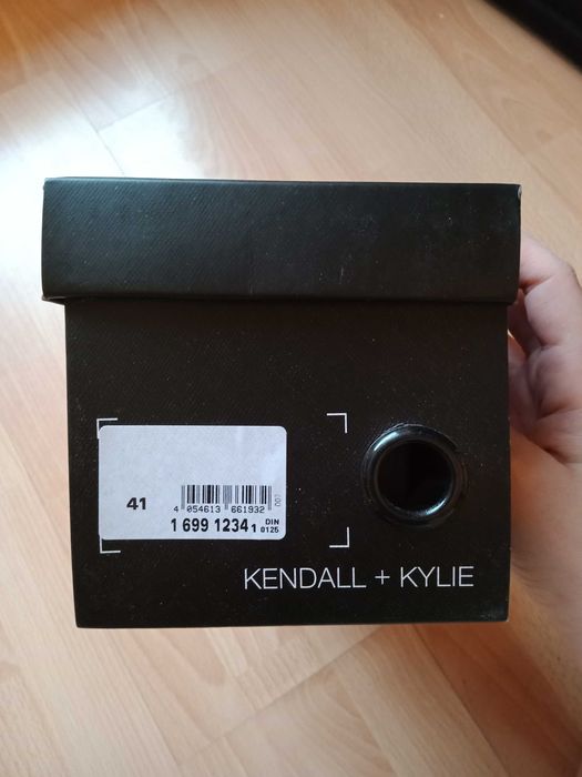 Klapki Kendall + Kylie różowe neon Kendall+Kylie Jenner nowe